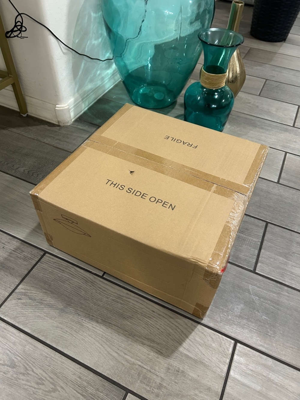 ZUYURT Small Dimmable Mid Century Modern Ceiling Light,5CCT LED White/Gold - Picture 2 of 9